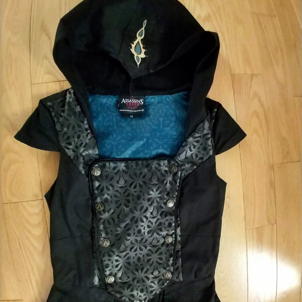 Assassin's Creed Maria Hooded Vest